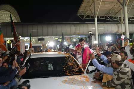 झारखंड दौरे पर पहुंचे नितिन नवीन, राहुल गांधी पर अराजकता फैलाने का आरोप