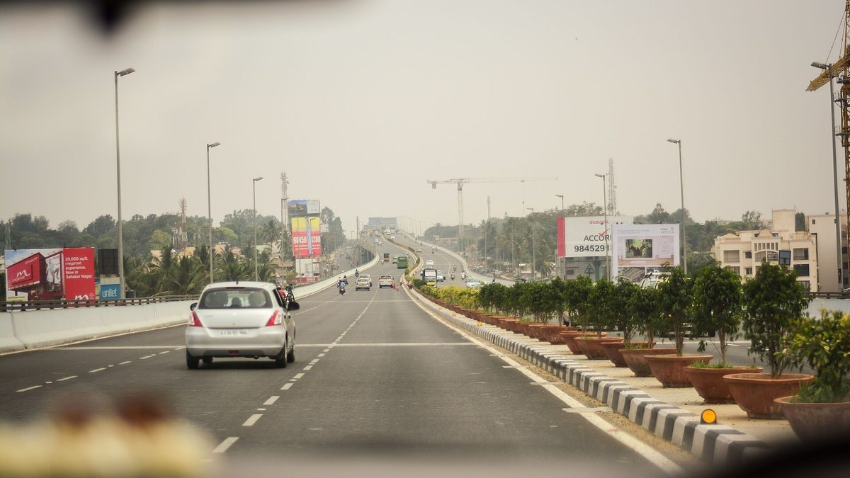 संपादकीय: सड़क पर अनुशासन ही सुरक्षा है